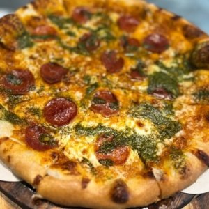 18" Pesto & Roni Pizza